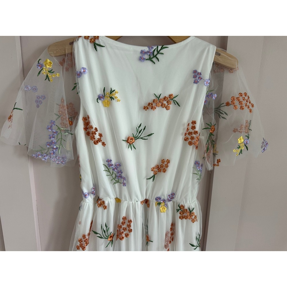 NWT Maternity Baltic Born Marseille White Floral Embroidered Maxi Dress - Picture 5 of 8